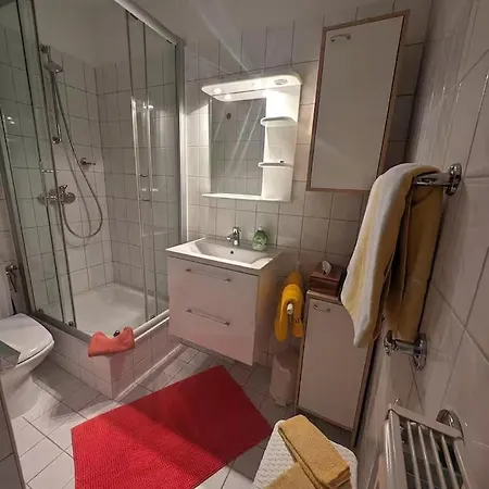 Pensjonat Haus Kiel 3*